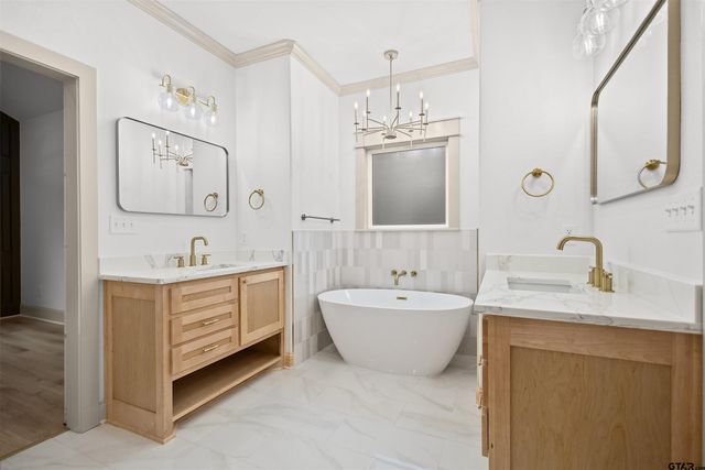 19429 Cedarpark Pl, Lindale, TX 75771