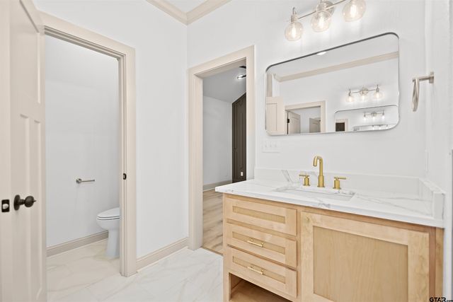 19429 Cedarpark Pl, Lindale, TX 75771