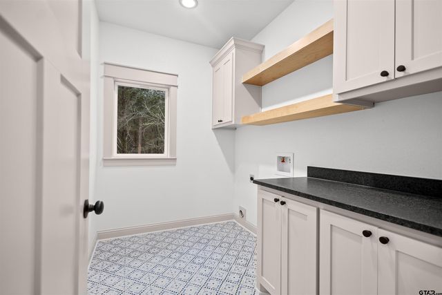 19429 Cedarpark Pl, Lindale, TX 75771