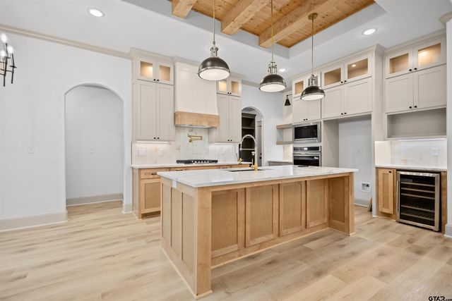 19429 Cedarpark Pl, Lindale, TX 75771