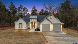 19429 Cedarpark Pl, Lindale, TX 75771