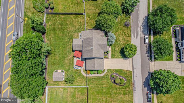 607 APPLE DR, Mullica Hill, NJ 08062