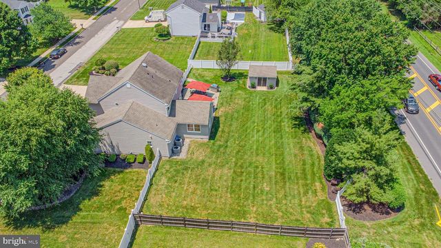607 APPLE DR, Mullica Hill, NJ 08062