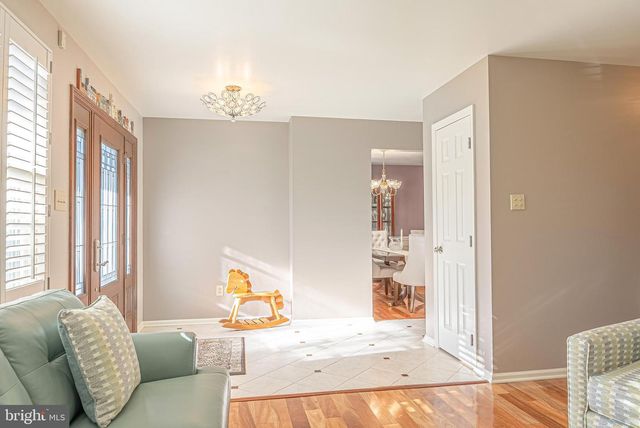 607 APPLE DR, Mullica Hill, NJ 08062