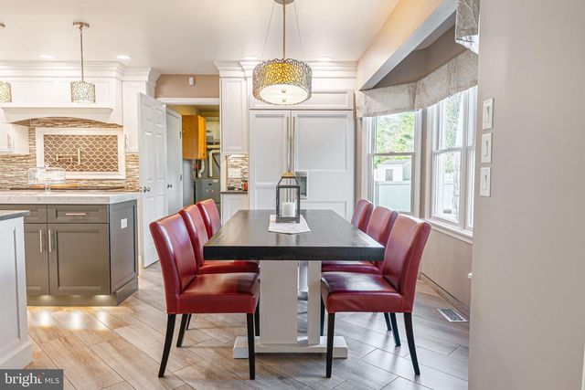 607 APPLE DR, Mullica Hill, NJ 08062