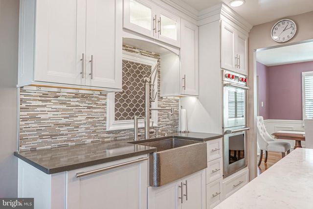 607 APPLE DR, Mullica Hill, NJ 08062