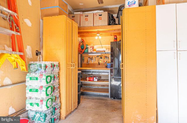 607 APPLE DR, Mullica Hill, NJ 08062