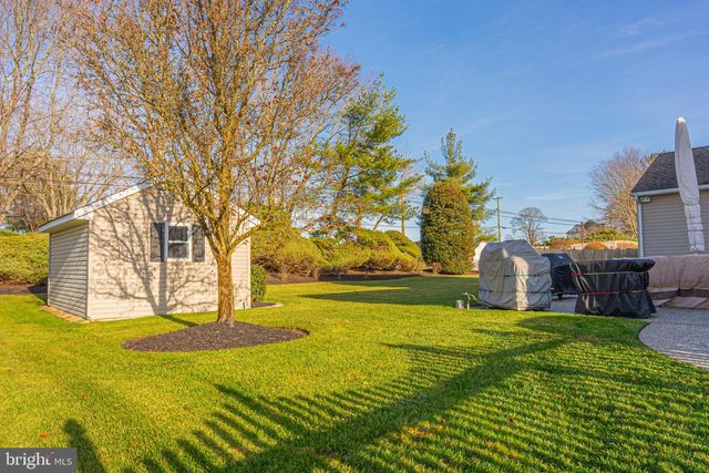 607 APPLE DR, Mullica Hill, NJ 08062