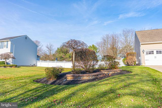 607 APPLE DR, Mullica Hill, NJ 08062