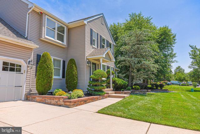 607 APPLE DR, Mullica Hill, NJ 08062