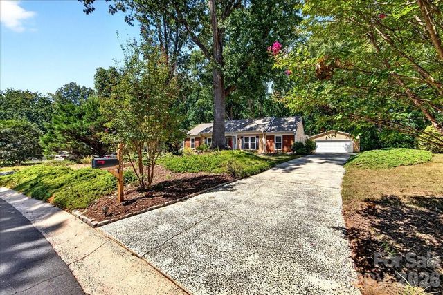2624 Lawton Bluff Road, Charlotte, NC 28226