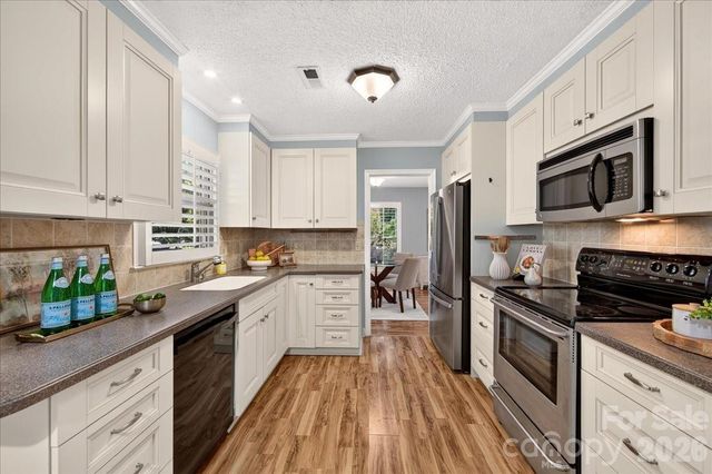 2624 Lawton Bluff Road, Charlotte, NC 28226