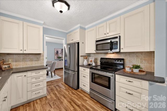 2624 Lawton Bluff Road, Charlotte, NC 28226