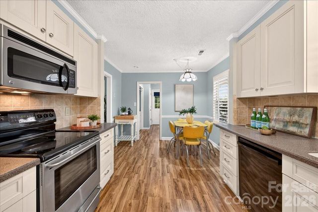 2624 Lawton Bluff Road, Charlotte, NC 28226