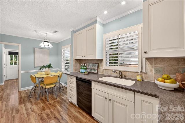 2624 Lawton Bluff Road, Charlotte, NC 28226