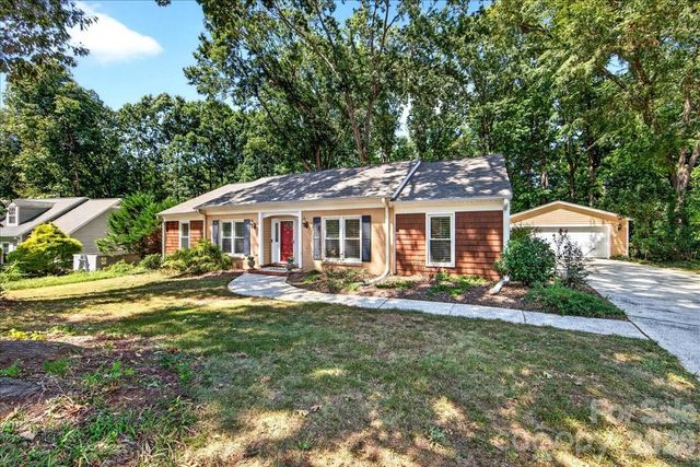 2624 Lawton Bluff Road, Charlotte, NC 28226