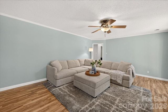 2624 Lawton Bluff Road, Charlotte, NC 28226