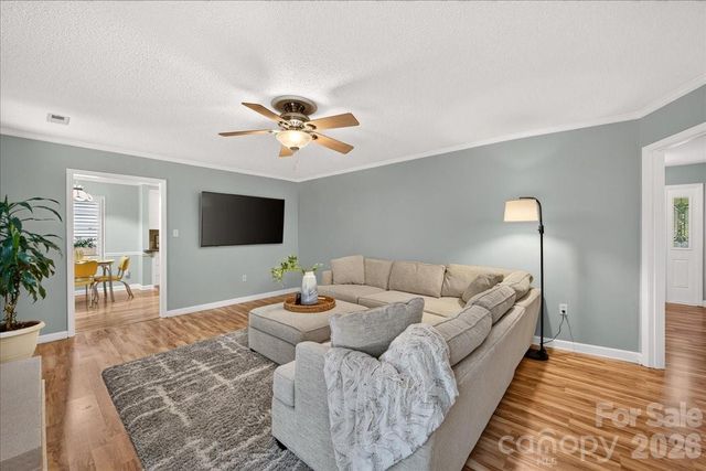 2624 Lawton Bluff Road, Charlotte, NC 28226