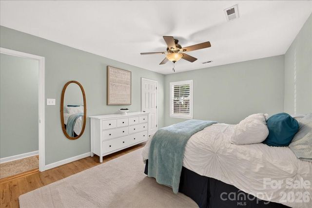 2624 Lawton Bluff Road, Charlotte, NC 28226