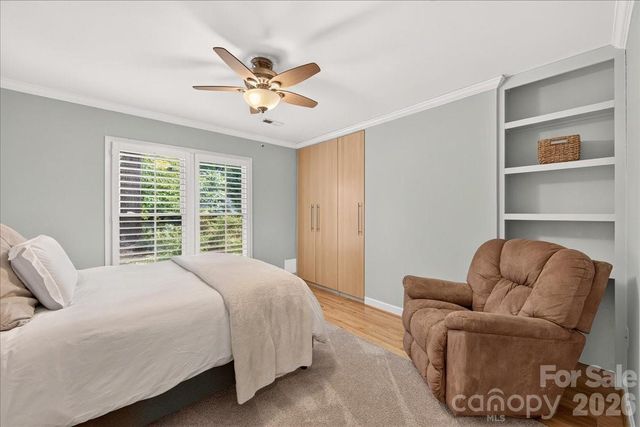 2624 Lawton Bluff Road, Charlotte, NC 28226