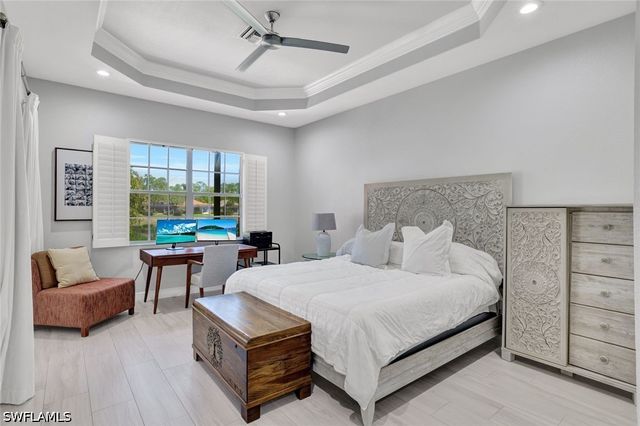 16143 Parque LN, Naples, FL 34110