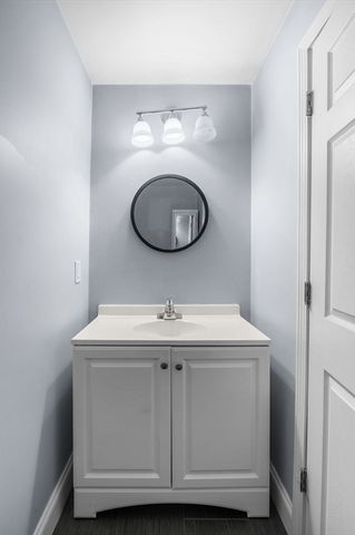 15-R Argyle St, Revere, MA 02151