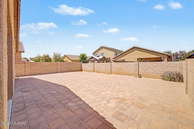 6716 S May Fly Drive, Tucson, AZ 85757