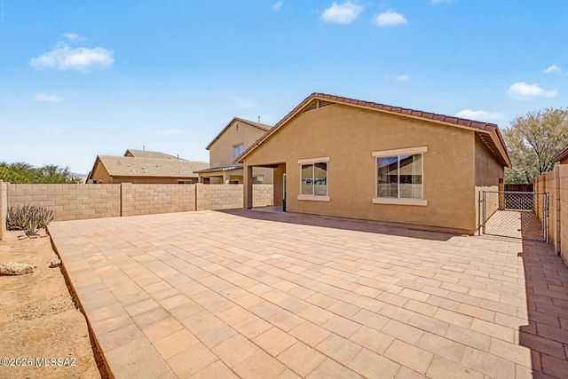 6716 S May Fly Drive, Tucson, AZ 85757