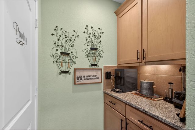 13059 salty, San Antonio, TX 78253