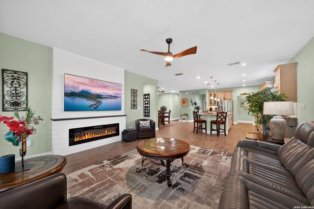 13059 salty, San Antonio, TX 78253