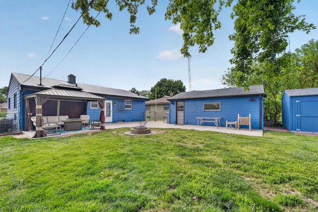 8302 26th AVENUE, Kenosha, WI 53143