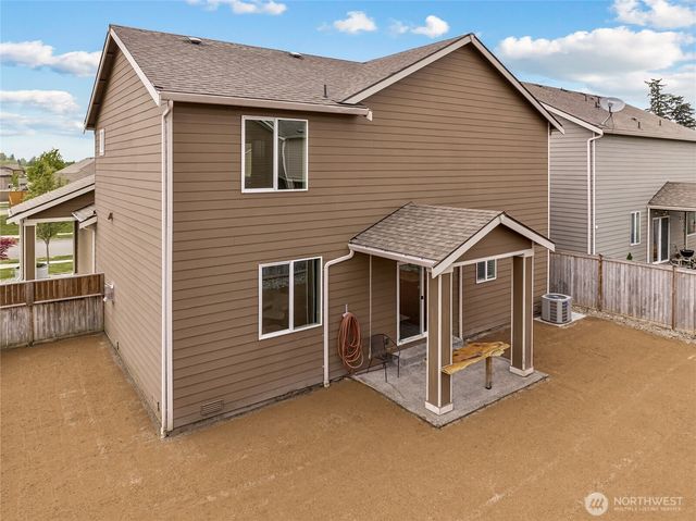 201 Grennan Lane N, Enumclaw, WA 98022