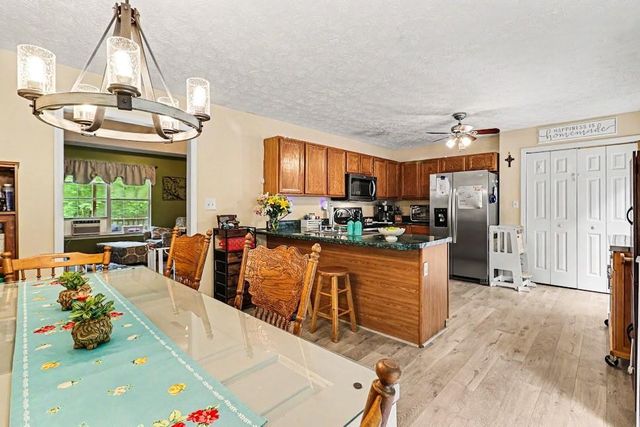 795 Woodruff Road, Carrollton, GA 30116