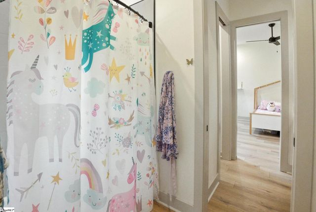 581 Paramount Drive, Seneca, SC 29678