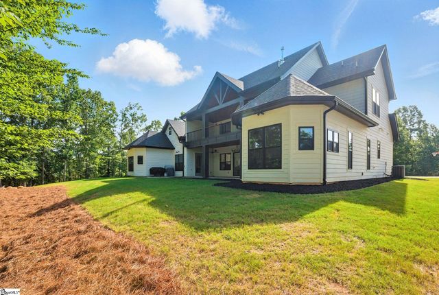 581 Paramount Drive, Seneca, SC 29678