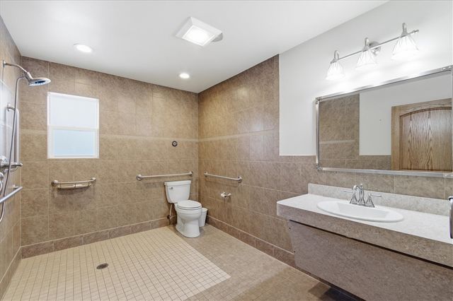 5272 W Liberty Road, Ann Arbor, MI 48103