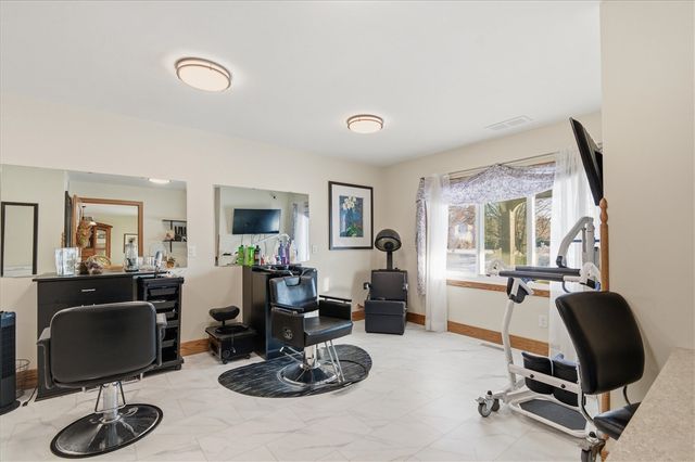 5272 W Liberty Road, Ann Arbor, MI 48103