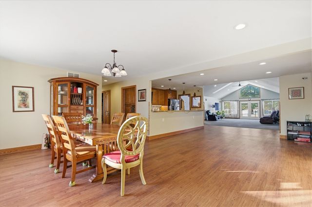 5272 W Liberty Road, Ann Arbor, MI 48103