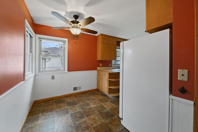 2800 Longview Drive, North Saint Paul, MN 55109