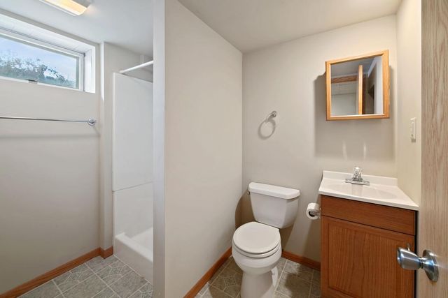 2800 Longview Drive, North Saint Paul, MN 55109