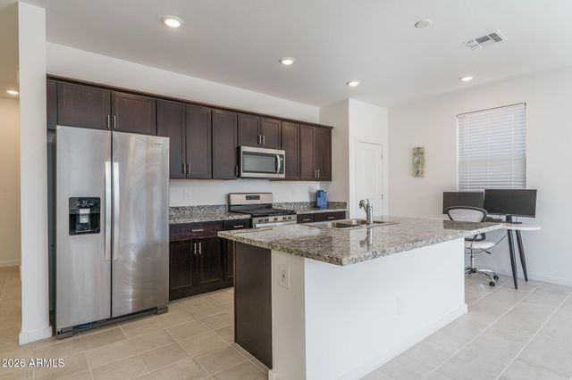 8825 W ALBENIZ Place, Tolleson, AZ 85353