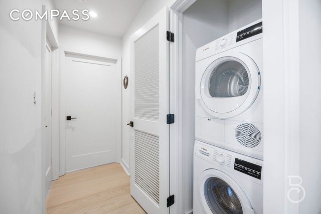 2574 34th St Apt 4C, New York City, NY 11103