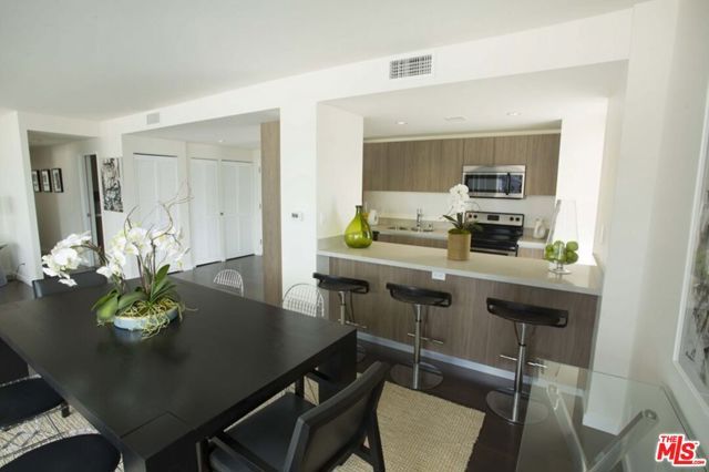 3460 W 7th Street 707, Los Angeles, CA 90005