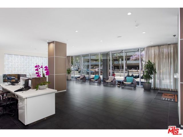 3460 W 7th Street 707, Los Angeles, CA 90005