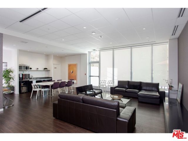 3460 W 7th Street 707, Los Angeles, CA 90005