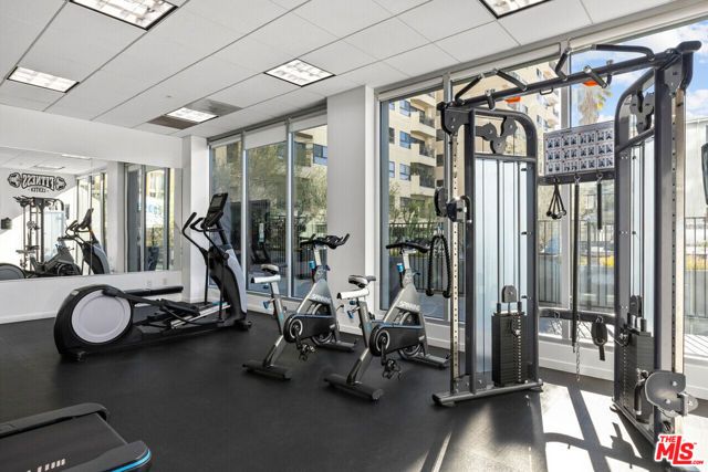 3460 W 7th Street 707, Los Angeles, CA 90005