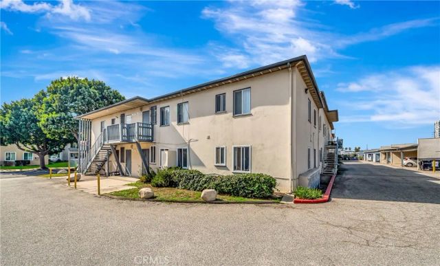 5741 Clemson, Los Angeles, CA 90016