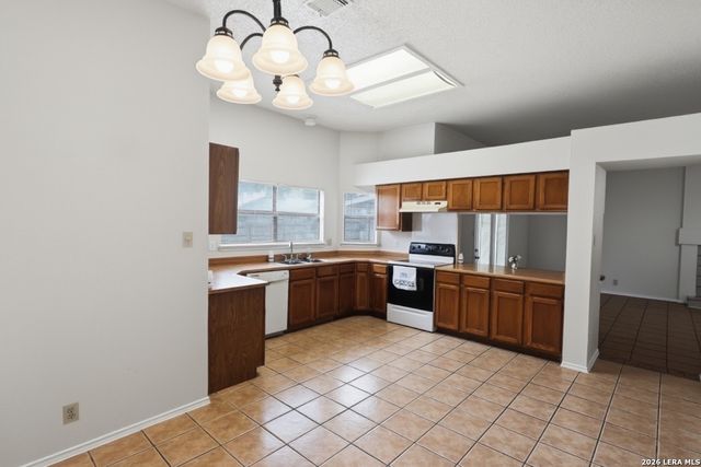 227 Burlington Dr, San Antonio, TX 78245