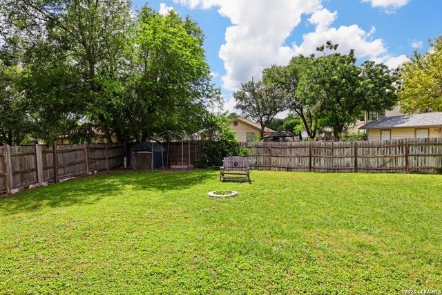 227 Burlington Dr, San Antonio, TX 78245