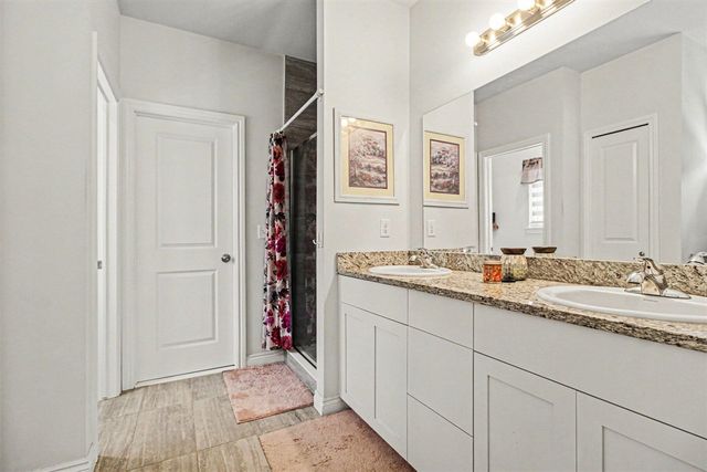 31614 Beaver Circle, New Boston, MI 48164